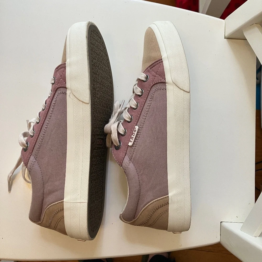 Taos Footwear Pink and Tan Sneakers - Picture 2 of 3